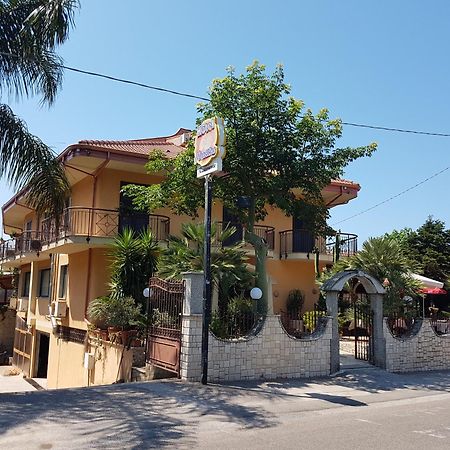Hotel Nautilus Nicotera Exterior foto
